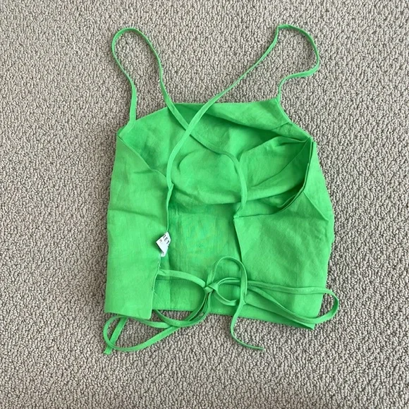 Top - Picture 2 of 3